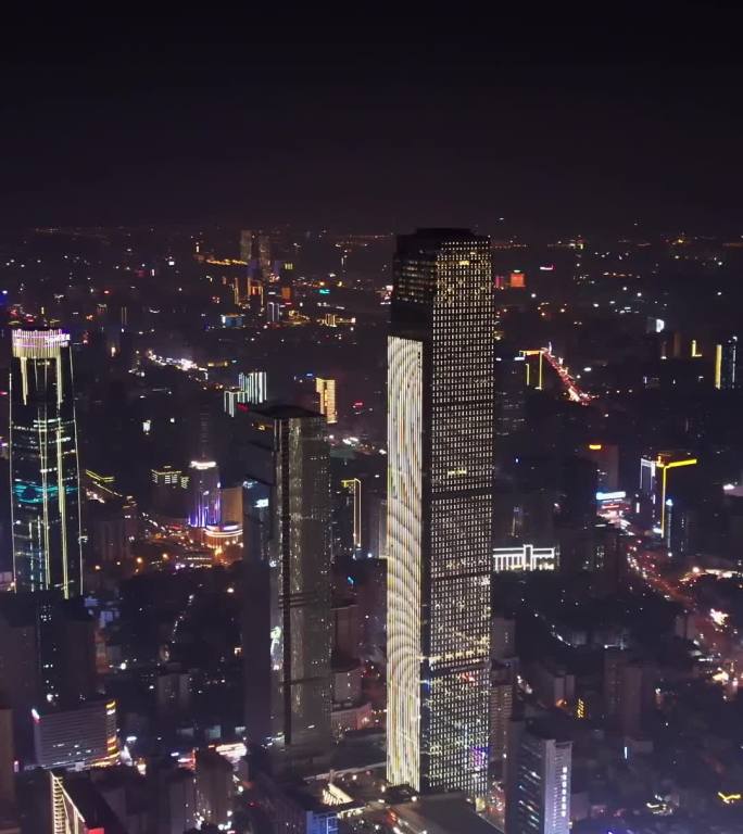 长沙ifs国金中心大楼-都市夜色-竖版