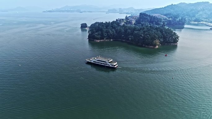 航拍千岛湖生态旅游 游轮 渡口 轮船