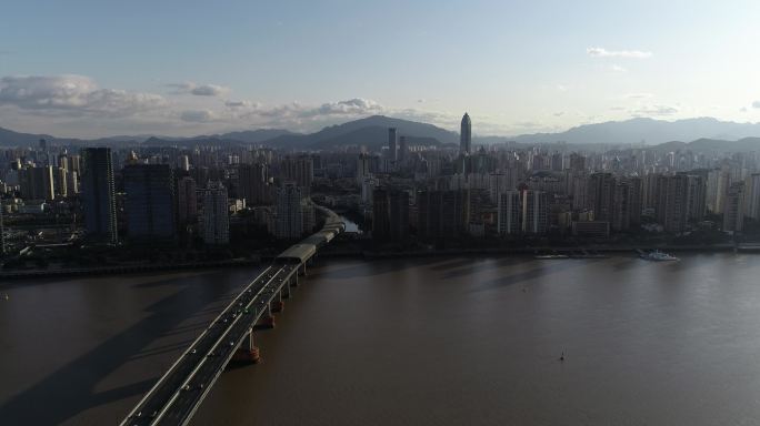 温州瓯越大桥横飞拍市区