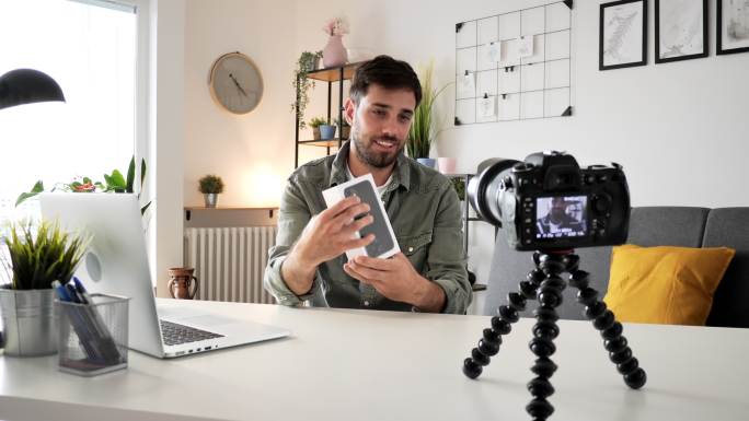 如何成为技术影响者——为他的vlog解压最新智能手机