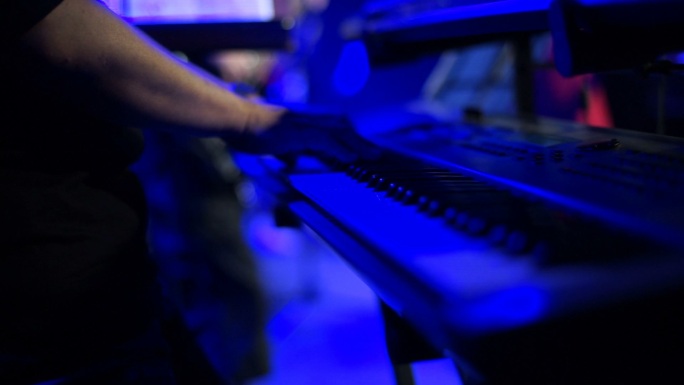 钢琴 键盘