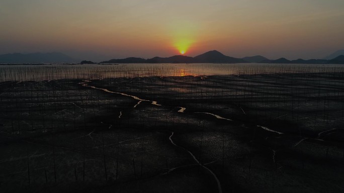 航拍福建霞浦滩涂日出