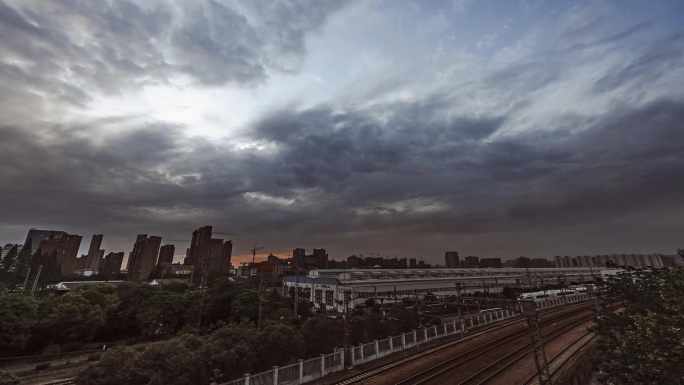 雷阵雨过后的傍晚延时