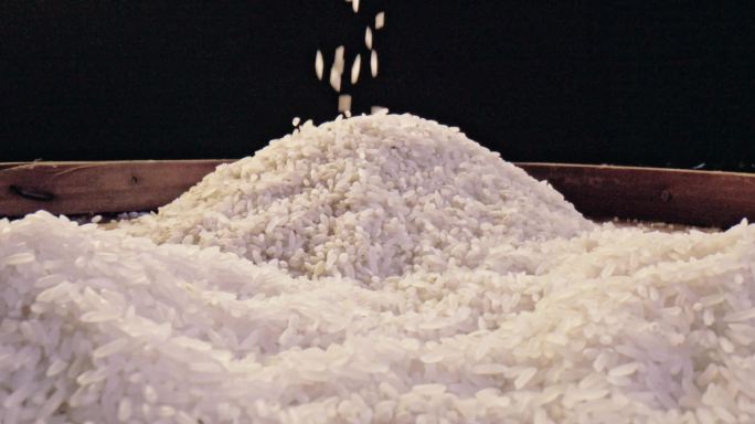 米粉制作过程 大米加工米饭米浆粮食