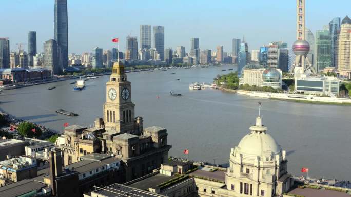 外滩和黄浦江的空中拍摄，上海，中国。