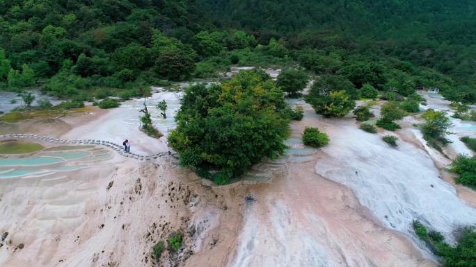 香格里拉白水台景点航拍4K素材