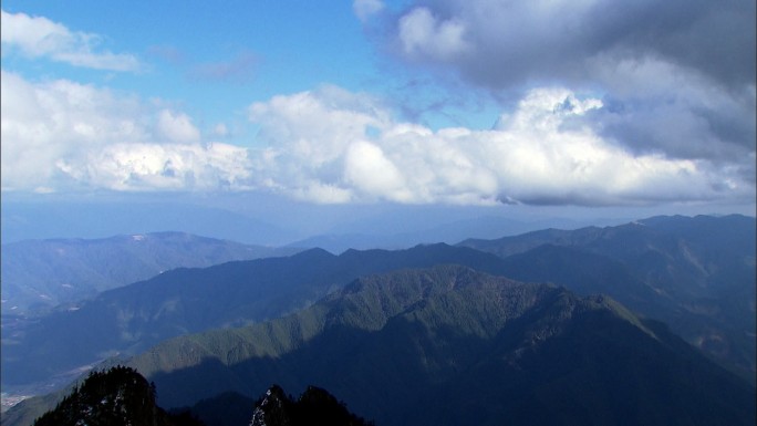 云南香格里拉山谷2