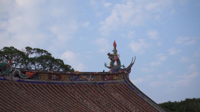 闽南古厝特写泉州西街开元寺屋檐燕尾脊4K