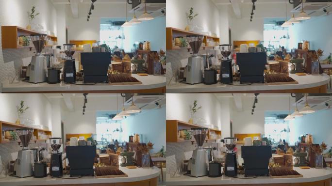舒适咖啡厅的内部——反手工食品和饮料设施的小型企业