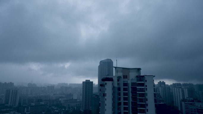 城市雨景