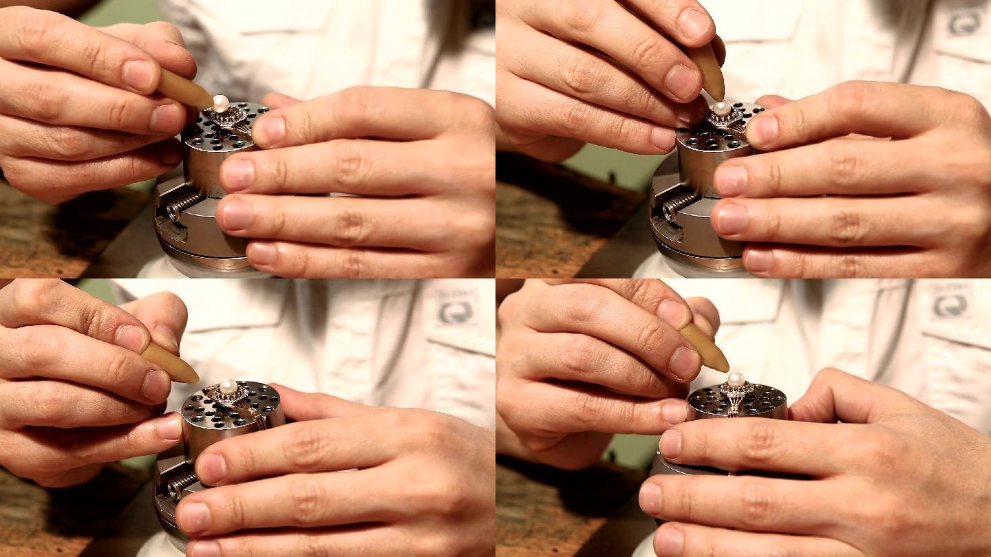 手工制作的珍珠戒指。研讨会的收尾工作