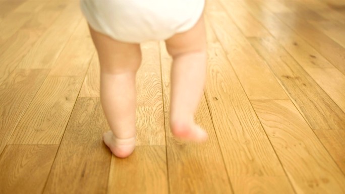 婴儿的第一步邯郸学步步伐节奏