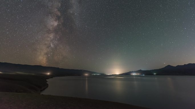 新疆宣传片恰甫其海水库星空延时摄影