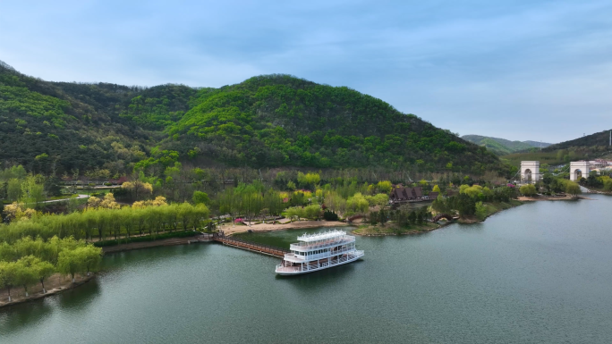 观光船山水风景大桥