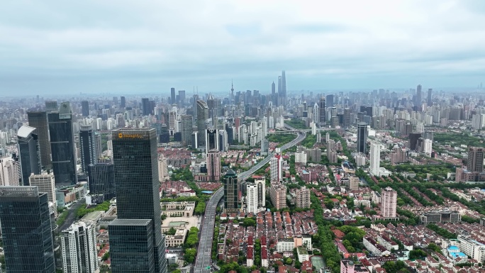 疫情下的上海高架