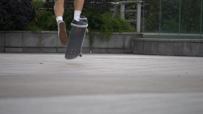 街头滑板