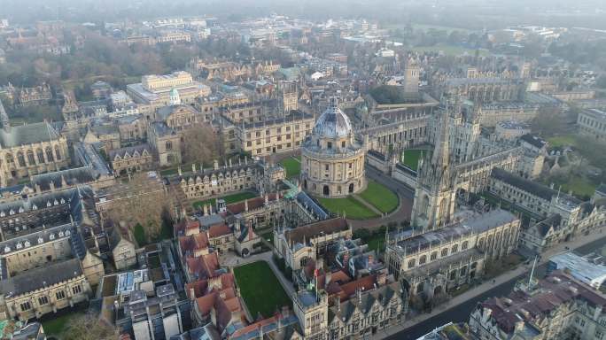 英国牛津大学校区航拍