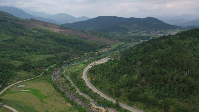 G219国道广西东兴边境公路旅行自然风光