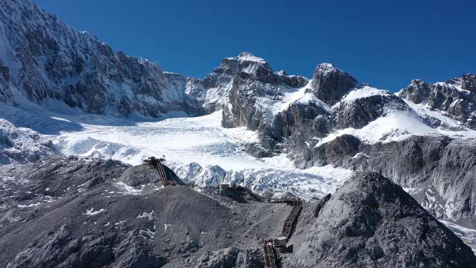 4K云南丽江玉龙雪山航拍6