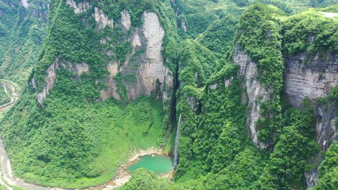 湖南湘西乡村振兴村庄梯田瀑布风光美景