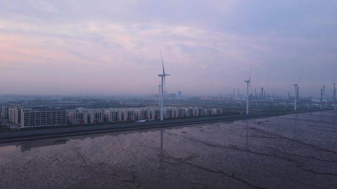 4k航拍杭州湾跨海大桥风力发电日落
