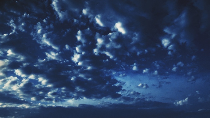 【HD天空】蓝色阴云碎云汇聚厚云阴郁阴霾