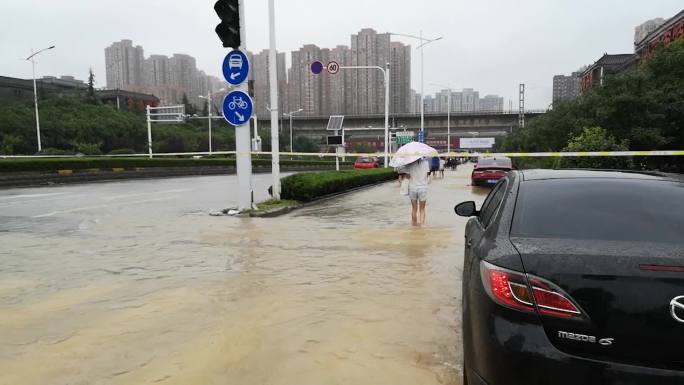 郑州720暴雨、洪水灾害实拍02