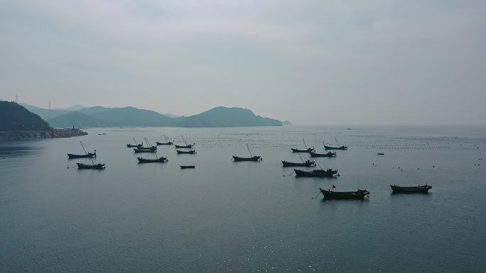 中国大连海岛海边渔船航拍