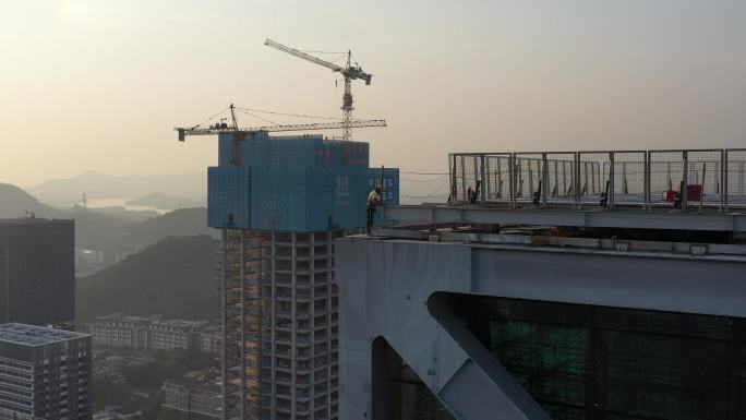 大疆天空之城大厦建设4K航拍