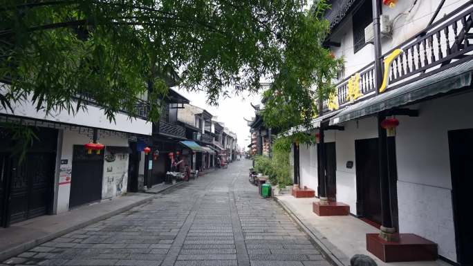 穿梭古街小巷 空旷的靖港古镇