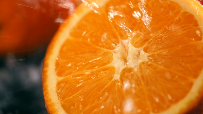鲜切橙子水果精华液广告素材