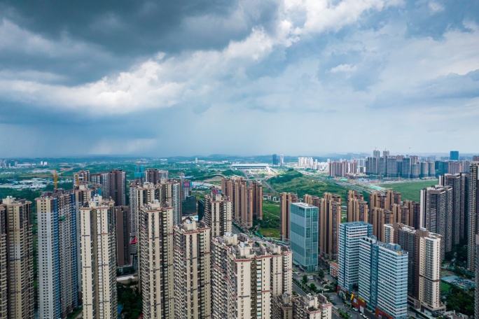 航拍延时南宁凤岭北风云雷雨