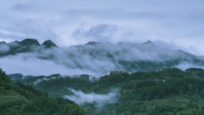 4k山间云瀑 雨雾缭绕 云雾缭绕