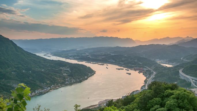 峡江三峡