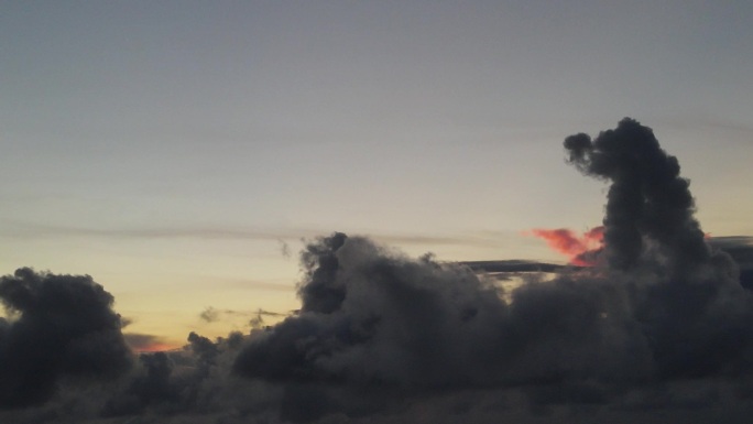 天空晚霞空镜航拍