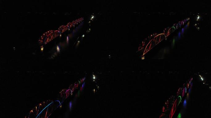 京张高铁跨官厅水库特大桥节日气氛灯光效果