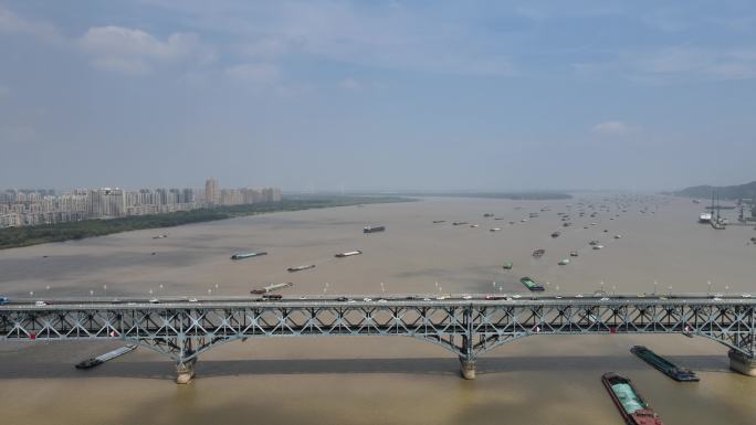 南京长江大桥，长江船运风光，船舶运输