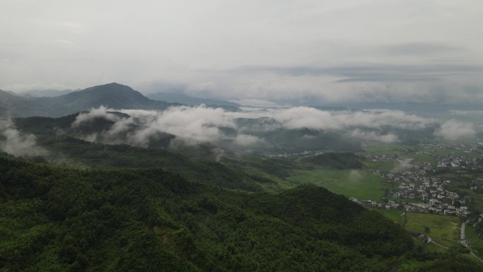 山间云海航拍