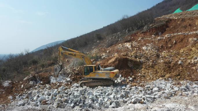 矿山开采 砂石料 工程机械 中材集团