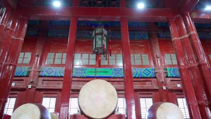 北京鼓楼上仿制的鼓