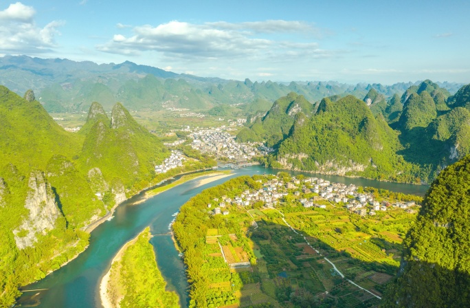 桂林兴坪阳朔漓江山水经典风景景色航拍延时