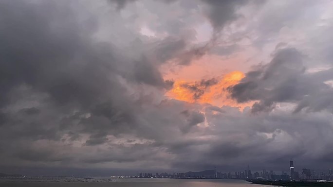 深圳湾海面雨前天气 暴风云 风云变幻