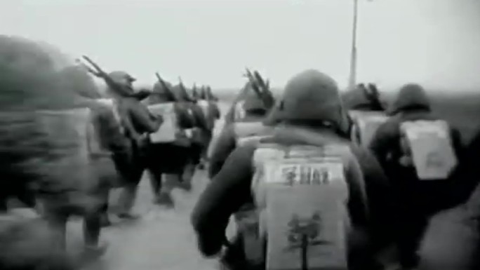 40年代老区延安部队训练民众支前