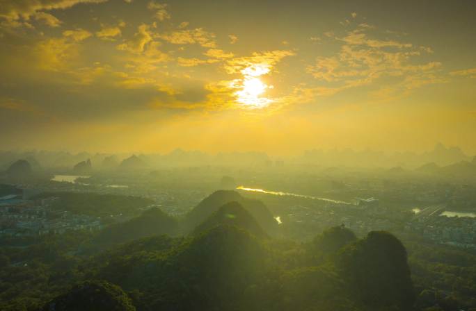桂林七星公园日落城市风光大气延时风景