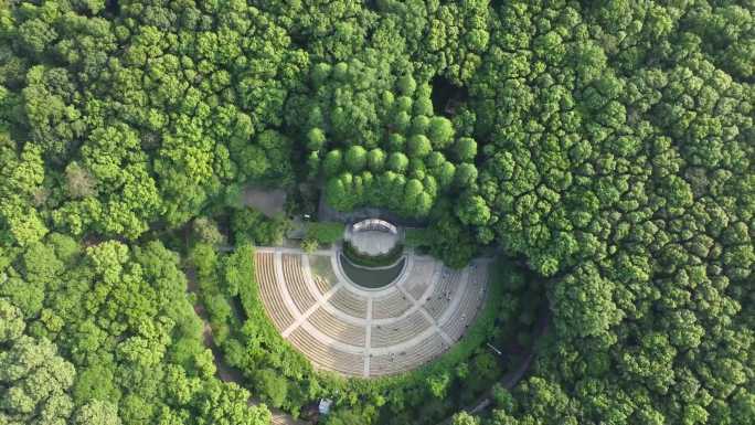 南京市玄武区紫金山钟山风景区中山陵音乐台