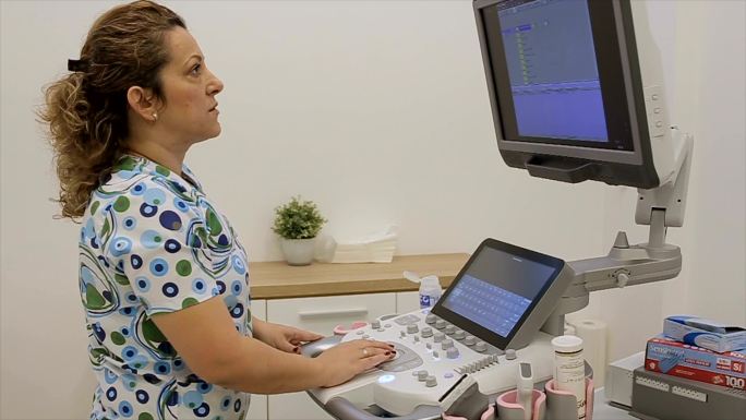 自动乳腺体积扫描仪