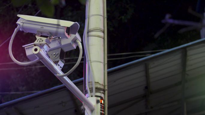 街头 摄像头 监控 夜晚 城市生活 安全
