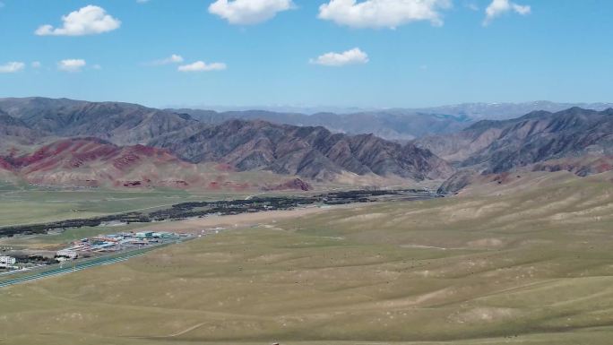 自驾甘肃甘南夏河县213国道桑科草原风景