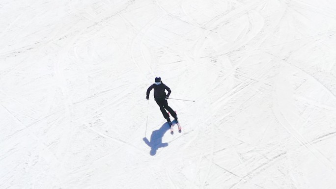 滑雪运动宣传片7