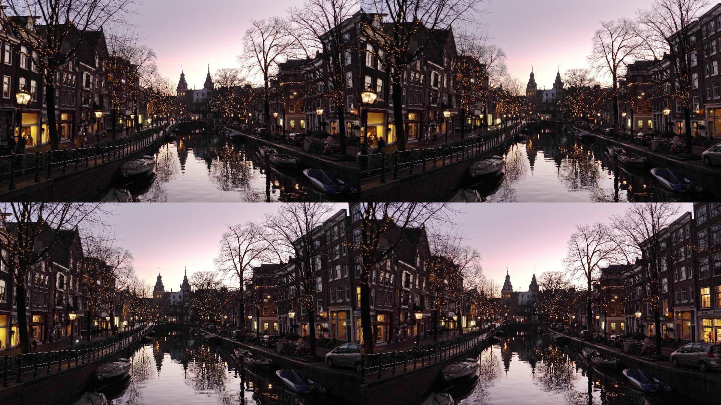 圣诞节时间在阿姆斯特丹老城的斯皮格尔格拉赫特。